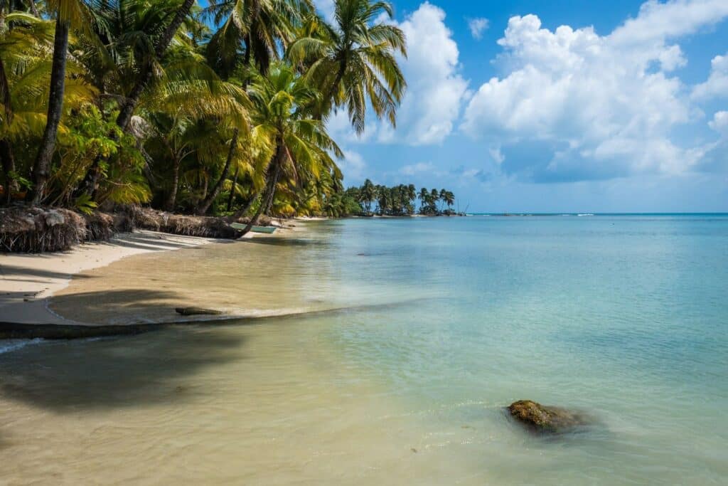 beach in guide to nicaragua